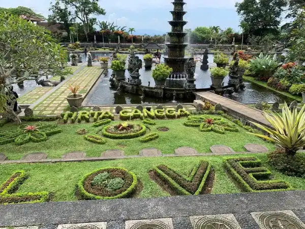 Tirta Gangga stepping stones