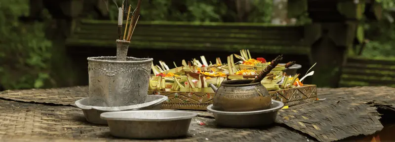 Balinese offerings ritual at the sacred temple